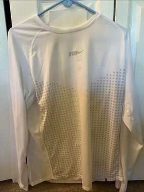 Nike White RUN Long-Sleeve Performance Tee with Gray Dot Pattern
